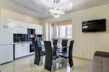 Фотографии Апартаменты Lux 3-bedroom apartment in Most City area г. Днепр (Украина) №1 Фото Апартаменты Lux 3-bedroom apartment in Most City area г. Днепр 1