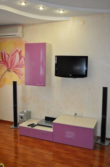 Фотографии Апартаменты Apartment on Oleksandra Polia Avenue 110 г. Днепр (Украина) №2 Фото Апартаменты Apartment on Oleksandra Polia Avenue 110 г. Днепр 2