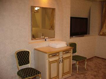 Фото номера Люкс Отель Veles Hotel г. Днепр 2