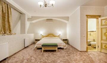Фото номера Люкс Отель Veles Hotel г. Днепр 6