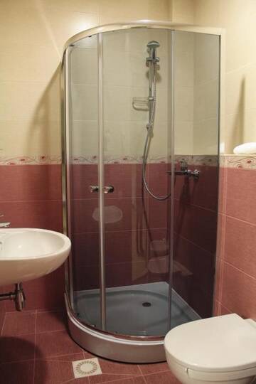 Фото номера Стандартный двухместный номер с 1 кроватью Отель Veles Hotel г. Днепр 9