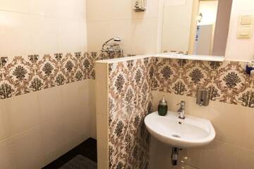 Фото номера Стандартный двухместный номер с 1 кроватью и балконом Отель Staybridge Mini-Hotel in Most City PANORAMIC RIVER VIEW г. Днепр 32
