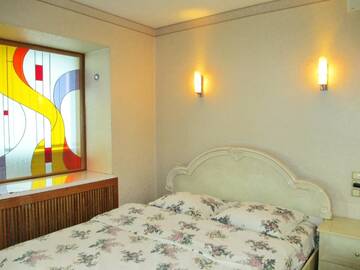 Фото номера Апартаменты-студио Апартаменты Apartment in the center with a nice view г. Днепр 18