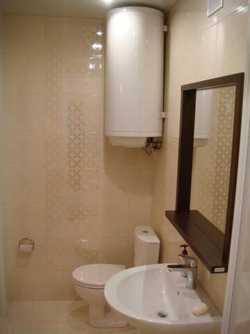 Фото номера Улучшенный номер-студио: проспект Гагарина, 33 Апартаменты Welcome Apartments г. Днепр 12