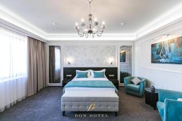 Фото номера Люкс Отель Bon Hotel г. Днепр 9