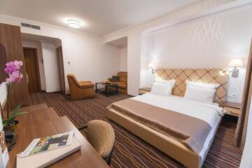 Фото номера Полулюкс Отель Premier Hotel Abri г. Днепр 13