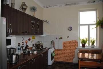 Фото номера Стандартный трехместный номер Хостелы Hata hostel г. Днепр 5