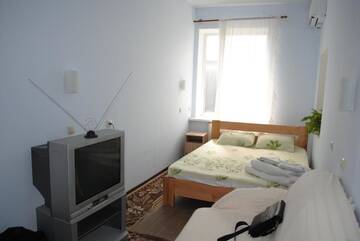 Фото номера Стандартный трехместный номер Хостелы Hata hostel г. Днепр 4