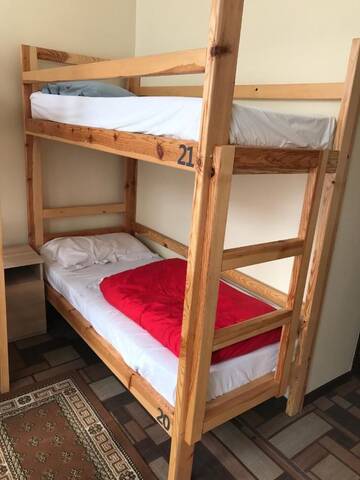Фото номера Общий 8-местный номер для мужчин Хостелы Hata hostel г. Днепр 3