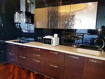 Фото номера Апартаменты с 2 спальнями и балконом, вид на реку Апарт-отели Best Apartments in Most City г. Днепр 4