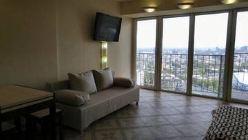 Фото номера Апартаменты Делюкс Апартаменты LUX studio river view 25 floor г. Днепр 4