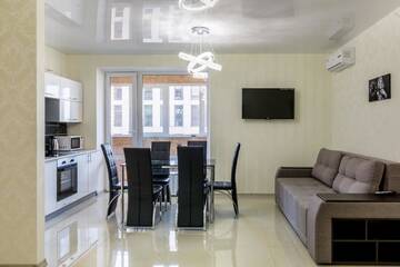 Фото номера Апартаменты с 3 спальнями Апартаменты Lux 3-bedroom apartment in Most City area г. Днепр 8