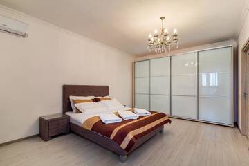 Фото номера Апартаменты с 3 спальнями Апартаменты Lux 3-bedroom apartment in Most City area г. Днепр 13