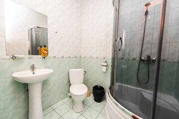 Фото номера Стандартный трехместный номер Отель Mini Hotel Smak г. Днепр 5