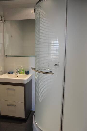 Фото номера Апартаменты с 1 спальней Апартаменты Two-room LUX apartment near Dnipro Arena - Kirova 27D г. Днепр 15