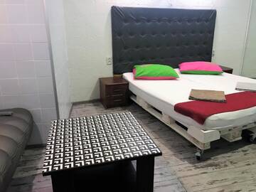 Фото номера Двухместный номер с 1 кроватью или 2 отдельными кроватями Отель Mamba Hotel г. Днепр 10