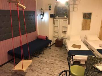 Фото номера Бюджетный трехместный номер Отель Mamba Hotel г. Днепр 9