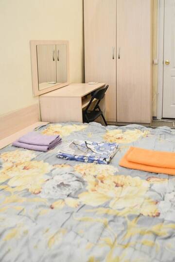 Фото номера Двухместный номер с 2 отдельными кроватями Хостелы Vishnya Hostel г. Днепр 4