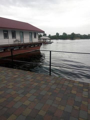 Фото номера Небольшой двухместный номер с 1 кроватью Отель Hutor Hotel г. Днепр 5