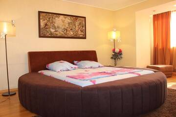 Фото номера Апартаменты Апартаменты One-Bedroom Apartment in the center г. Днепр 3