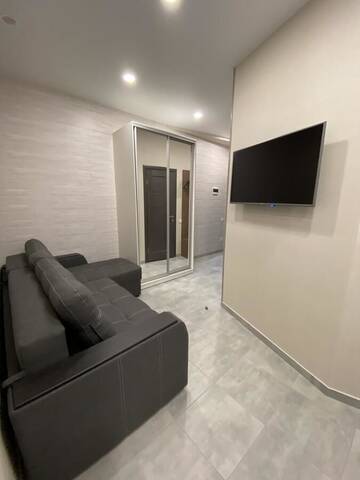 Фото номера Улучшенный четырехместный номер Апартаменты Soul City Apart Hotel г. Днепр 10