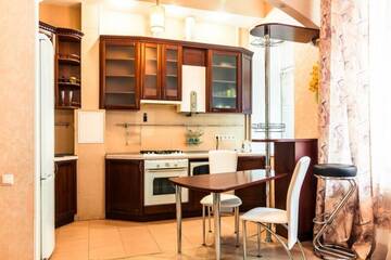 Фото номера Апартаменты с 2 спальнями Апартаменты Large apartment in the center г. Днепр 21