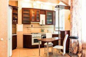 Фото номера Апартаменты с 2 спальнями Апартаменты Large apartment in the center г. Днепр 7