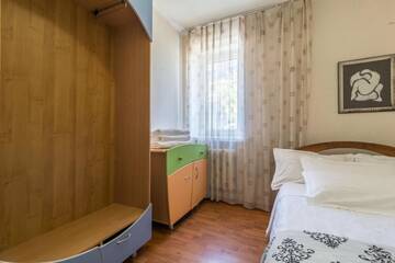 Фото номера Апартаменты с 3 спальнями Апартаменты Lux 3-bedroom Most City area г. Днепр 25