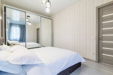 Фото номера Апартаменты с 2 спальнями Апартаменты Lux 2-bedroom Most City area Center, spa bath г. Днепр 36