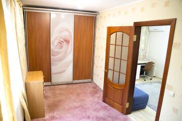Фото номера Апартаменты с 1 спальней Апартаменты Apartment in the park area of ​​the Dnipro г. Днепр 11
