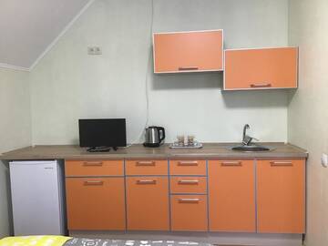 Фото номера Двухместный номер с 2 отдельными кроватями и собственной ванной комнатой Отель Come Inn г. Днепр 5