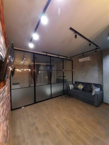 Фото номера Апартаменты с 2 спальнями Апартаменты Downtown Cosy apartment with Spa Bath г. Днепр 12