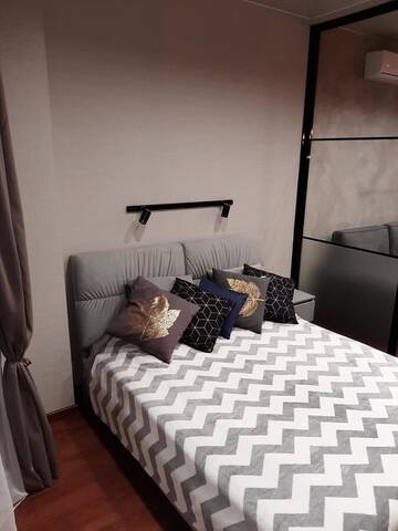 Фото номера Апартаменты с 2 спальнями Апартаменты Downtown Cosy apartment with Spa Bath г. Днепр 3