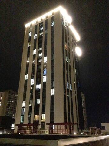 Фото номера Апартаменты с 2 спальнями Апартаменты Downtown Cosy apartment with Spa Bath г. Днепр 34