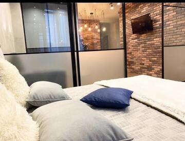 Фото номера Апартаменты с 2 спальнями Апартаменты Downtown Cosy apartment with Spa Bath г. Днепр 30