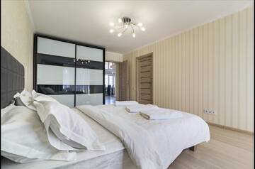 Фото номера Апартаменты с 2 спальнями Апартаменты Luxury 2-bedroom Most City Area, center г. Днепр 15