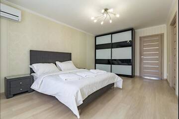 Фото номера Апартаменты с 2 спальнями Апартаменты Luxury 2-bedroom Most City Area, center г. Днепр 29