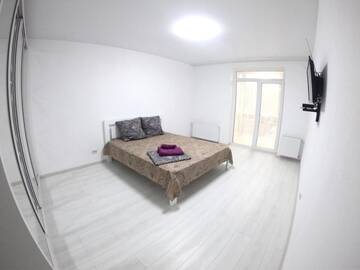 Фото номера Апартаменты с 1 спальней Апартаменты Apartment LUX in new building RiverPark near Aqua-park г. Днепр 19